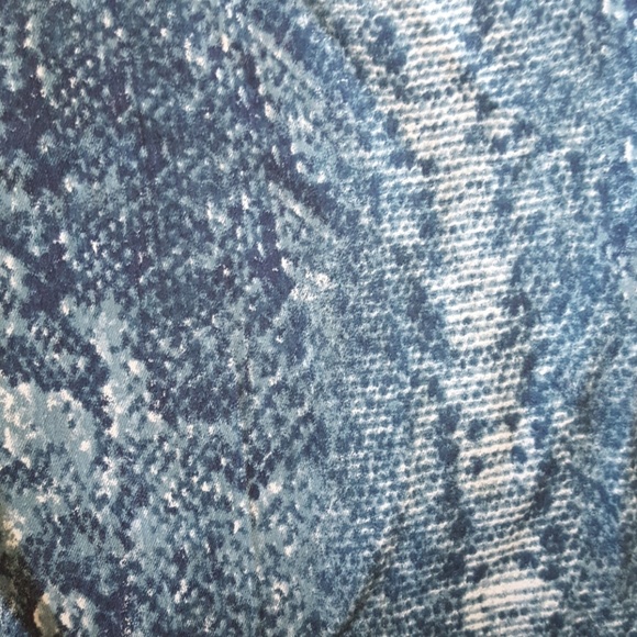 Capris - Picture 3 of 3